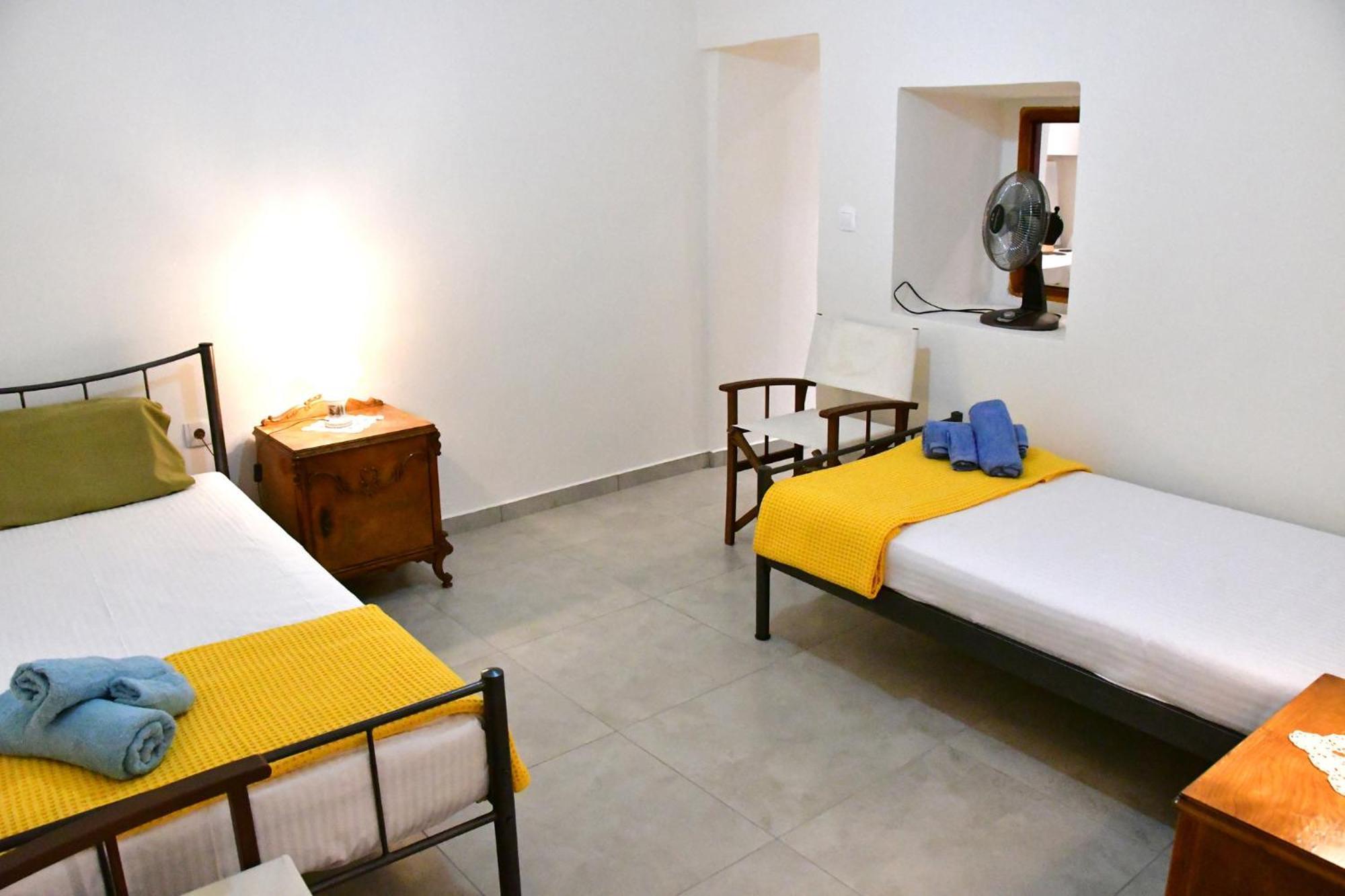 Apartmán Αρχοντικό Σπίτι Στην Αίγινα Exteriér fotografie